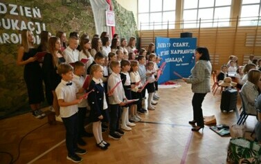 DZIEŃ EDUKACJI NARODOWEJ W SP3(3)