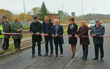 1 Uroczyste przecięcie wstęgi na wyremontowanej drodze