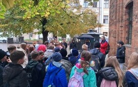 Uczniowie odkrywają tajemnice Torunia (2)