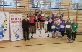 ZAWODY WOJEW&Oacute;DZKIE W TENISIE STOŁOWYM2