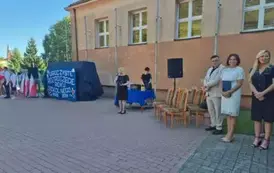 Pani Dyrektor wita zaproszonych gości