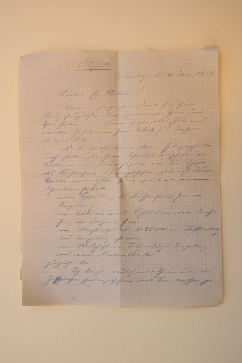 Pierwsza strona listu do Otto Gohdesa (przyszłego komendanta Ordensburga), jego autor przekonuje do zbudowania ośrodka szkoleniowego na południowym bragu jeziora Krosino koło Złocieńca