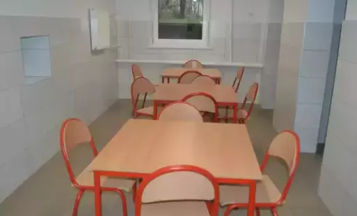 Zdjęcie do Stoł&oacute;wka jak nowa