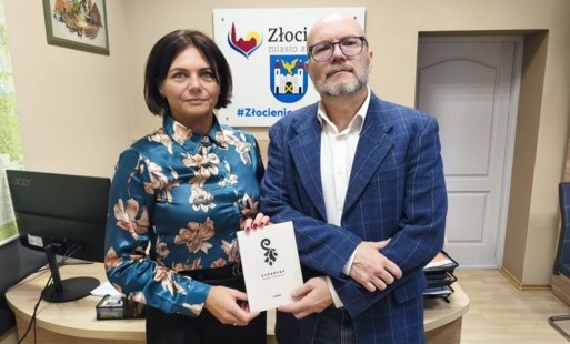 Zdjęcie do "Strużyny" - złocieniecki tomik poezji