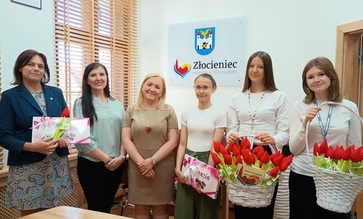 Zdjęcie do Życzenia od SP1 z okazji Dnia Samorządu Terytorialnego