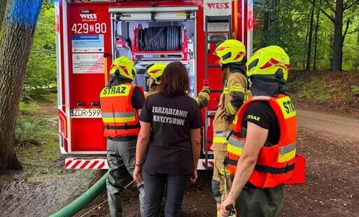 Zdjęcie do Gminne zgrupowanie jednostek OSP na wyspie Ostr&oacute;w. Strażacy doskonalili działania ratownicze